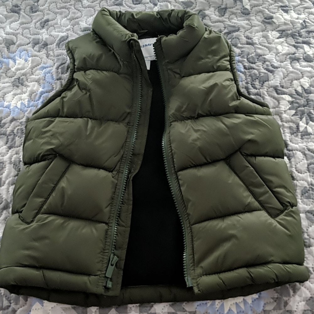 Old Navy Boy's Green Vest